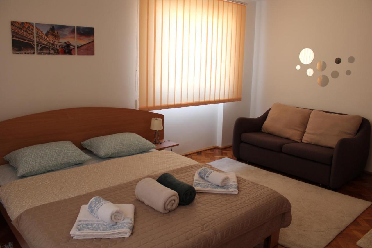 Apartment Brigitta Сигишоара Экстерьер фото