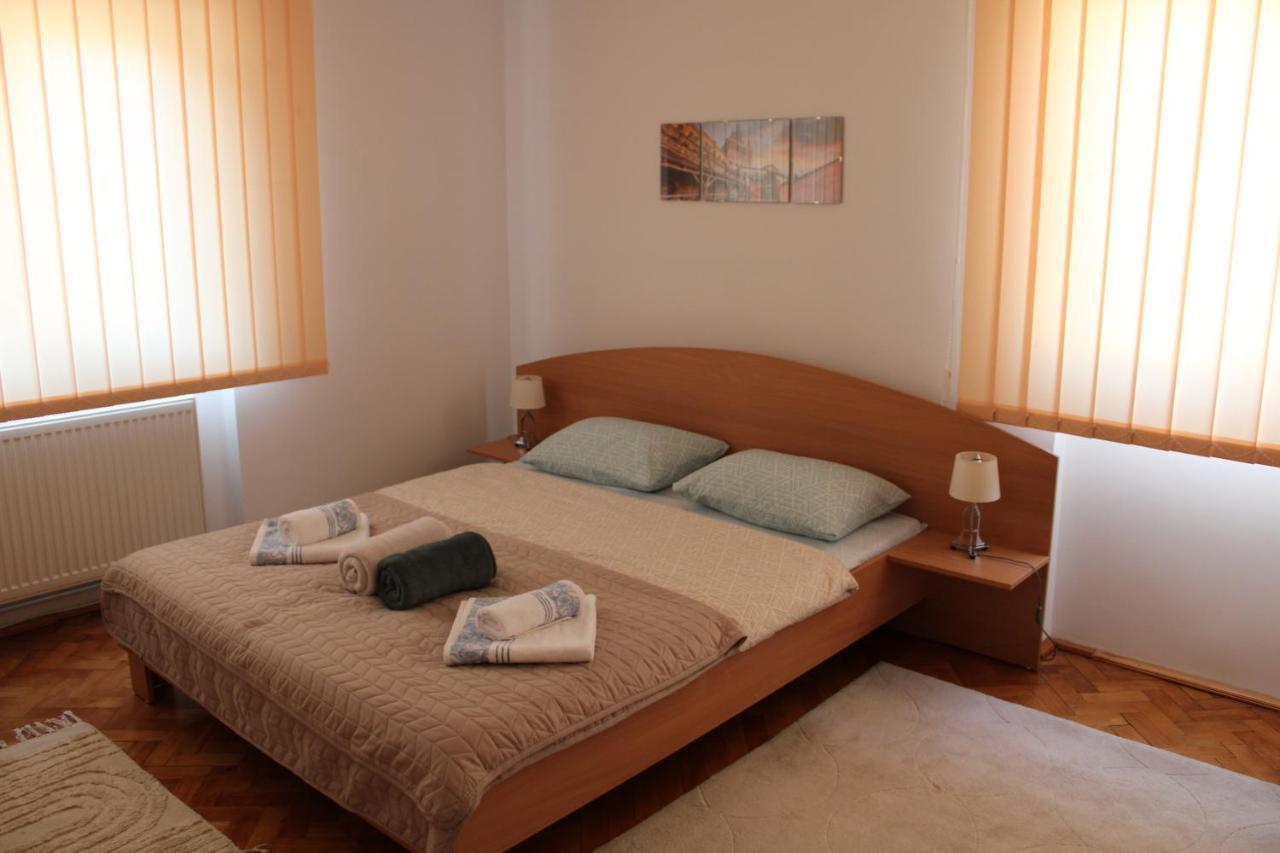Apartment Brigitta Сигишоара Экстерьер фото