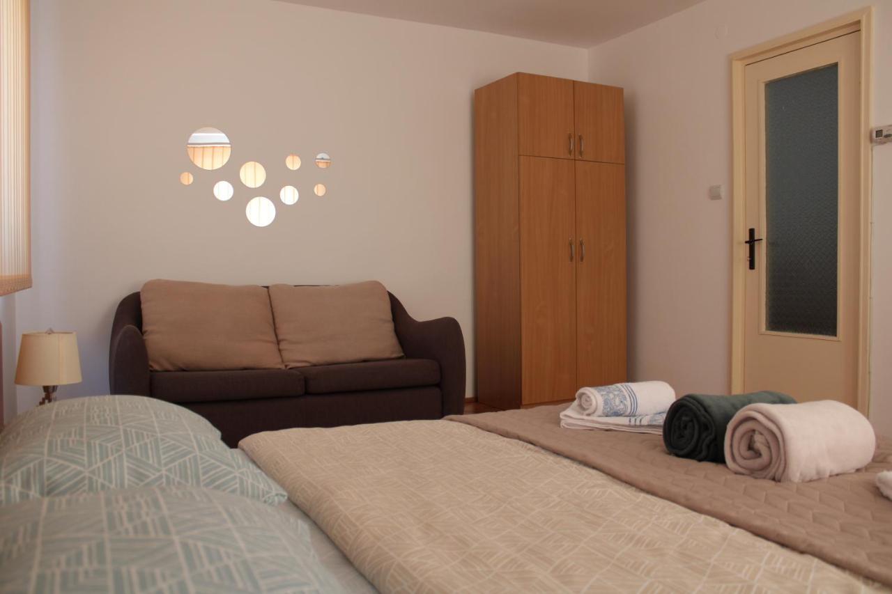 Apartment Brigitta Сигишоара Экстерьер фото